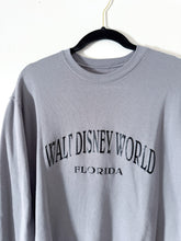 Load image into Gallery viewer, City Crewneck