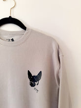 Load image into Gallery viewer, Fur bebé Portrait Crewneck
