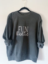 Load image into Gallery viewer, FUN auntie