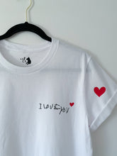 Load image into Gallery viewer, Love you tee
