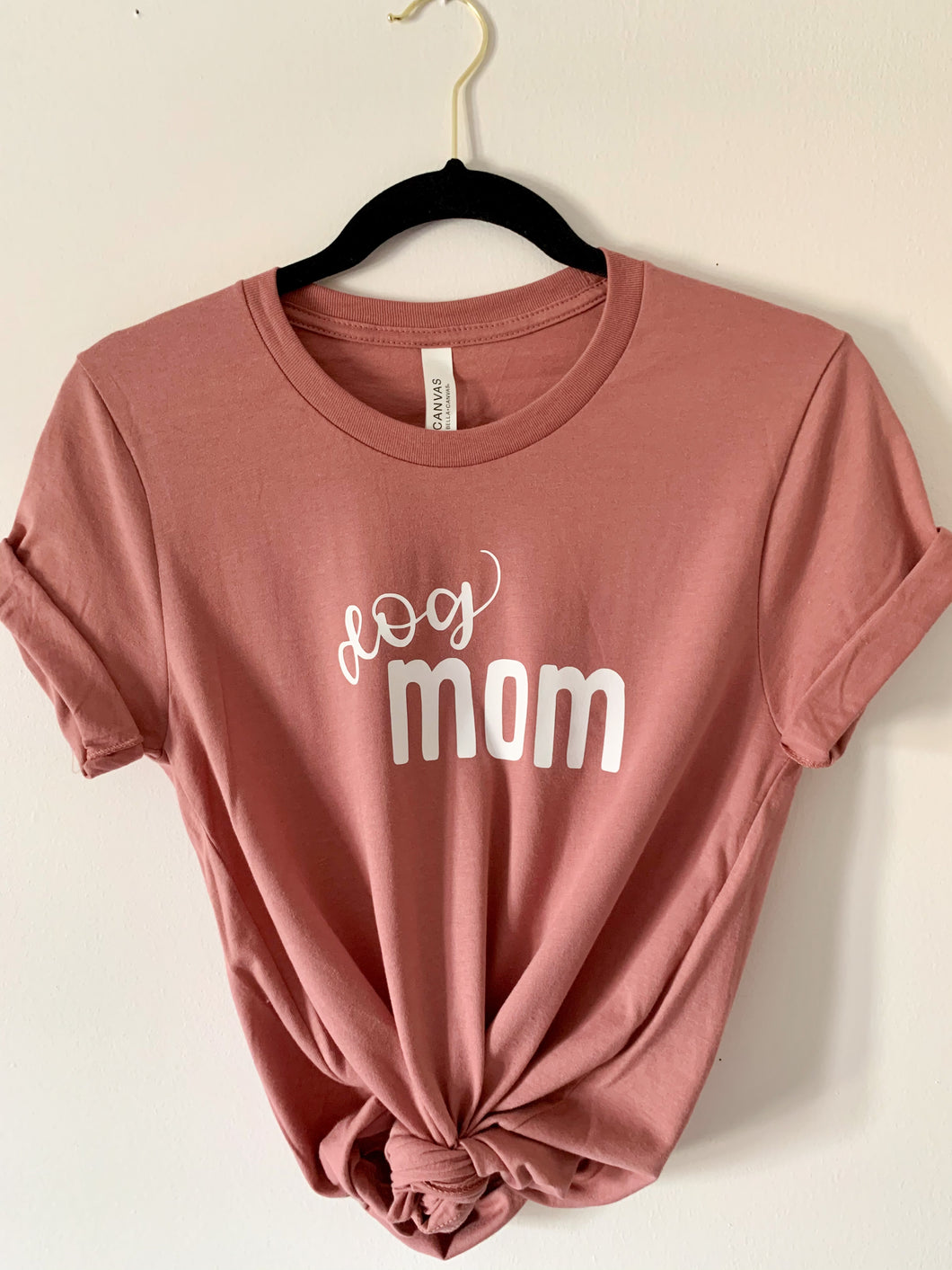 Dog mom tee