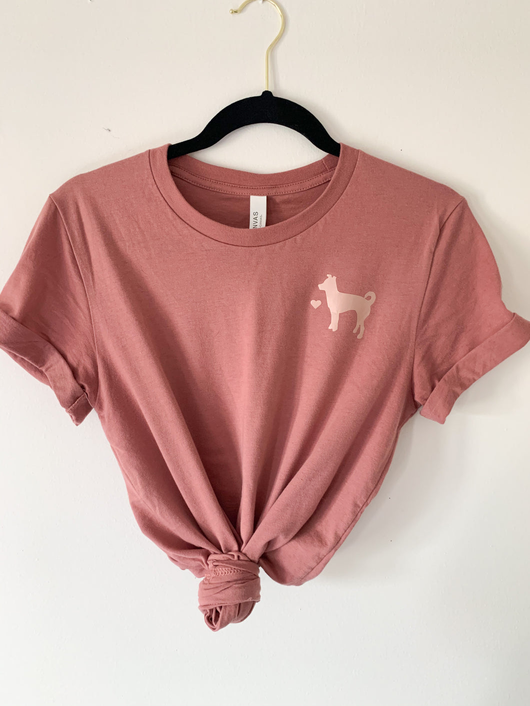 Fur 𝒷𝑒𝒷é silhouette tee